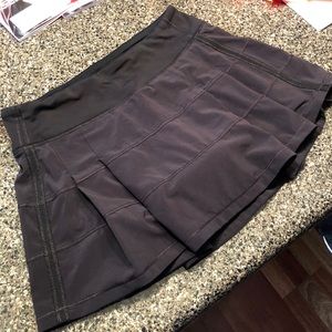 NWOT Lululemon Skirt Size:4Regular